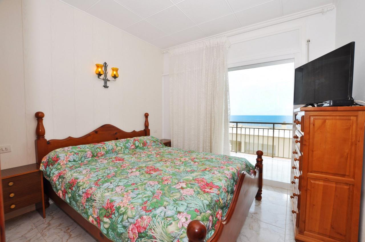 1019 Costa Roses - Apivend Immo Apartment Luaran gambar
